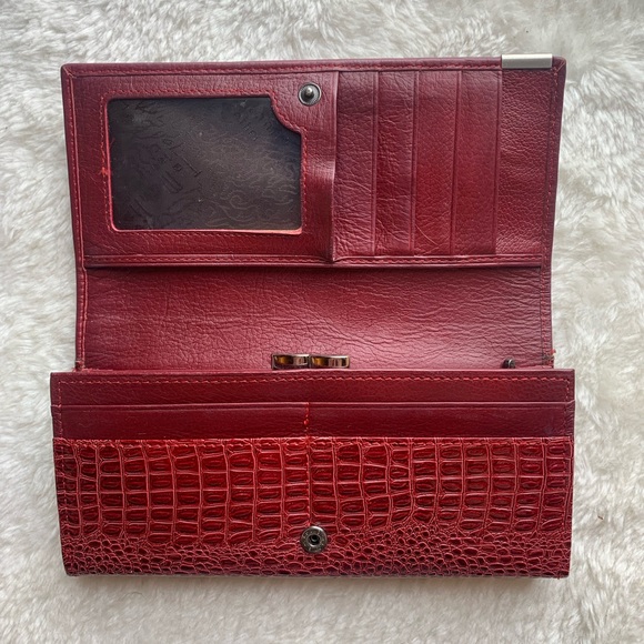 Crocodile 🐊 Wallet - Picture 8 of 10